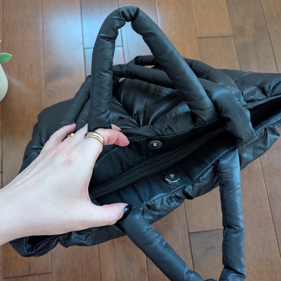 BLACK Y2K STYLE PUFFER TOTE BAG - Picture 2 of 3